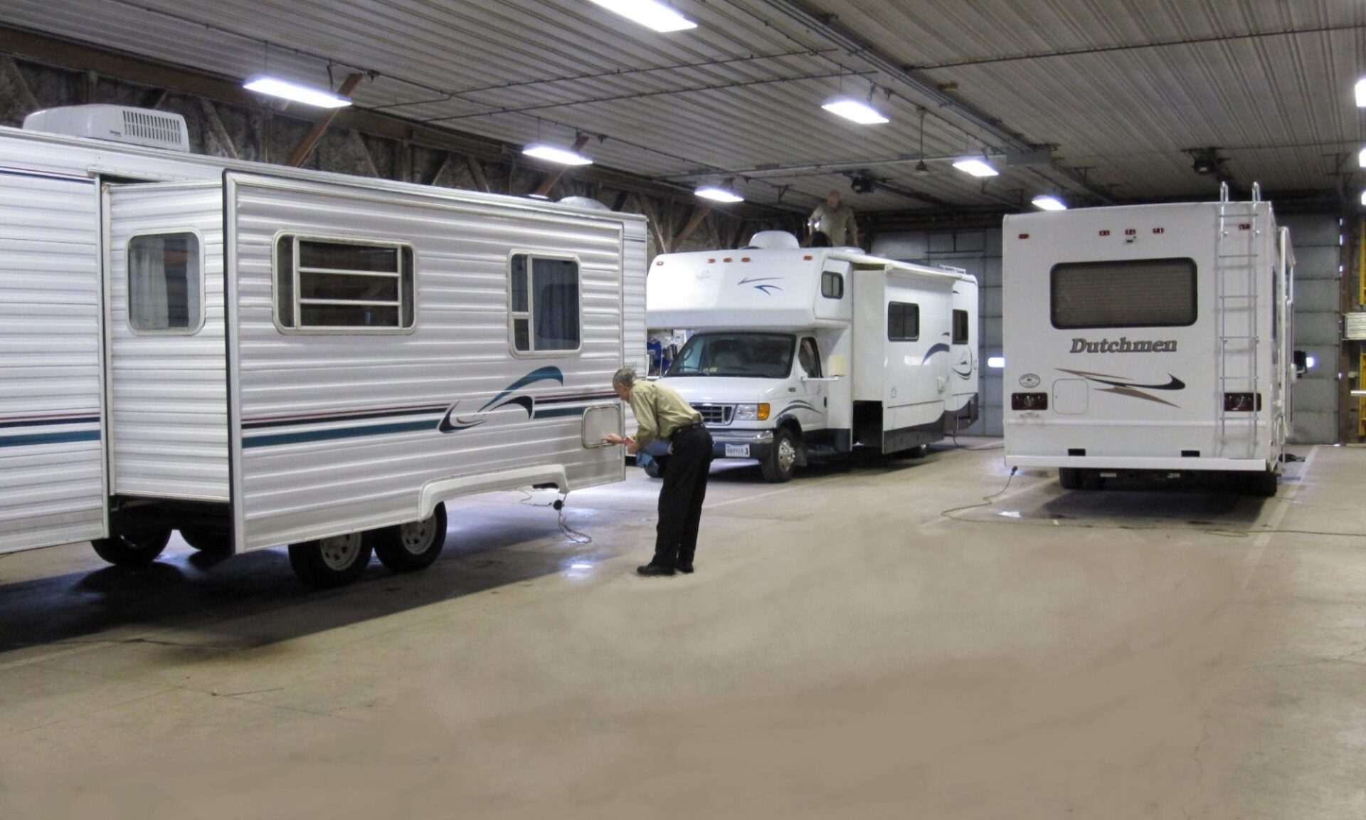 Wiser Lake RV & Boat Storage 2 OceanWest RV & Marine Inspect